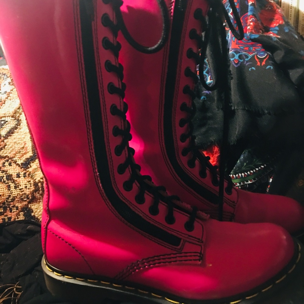 Pink 14-eye docs (double zipper)